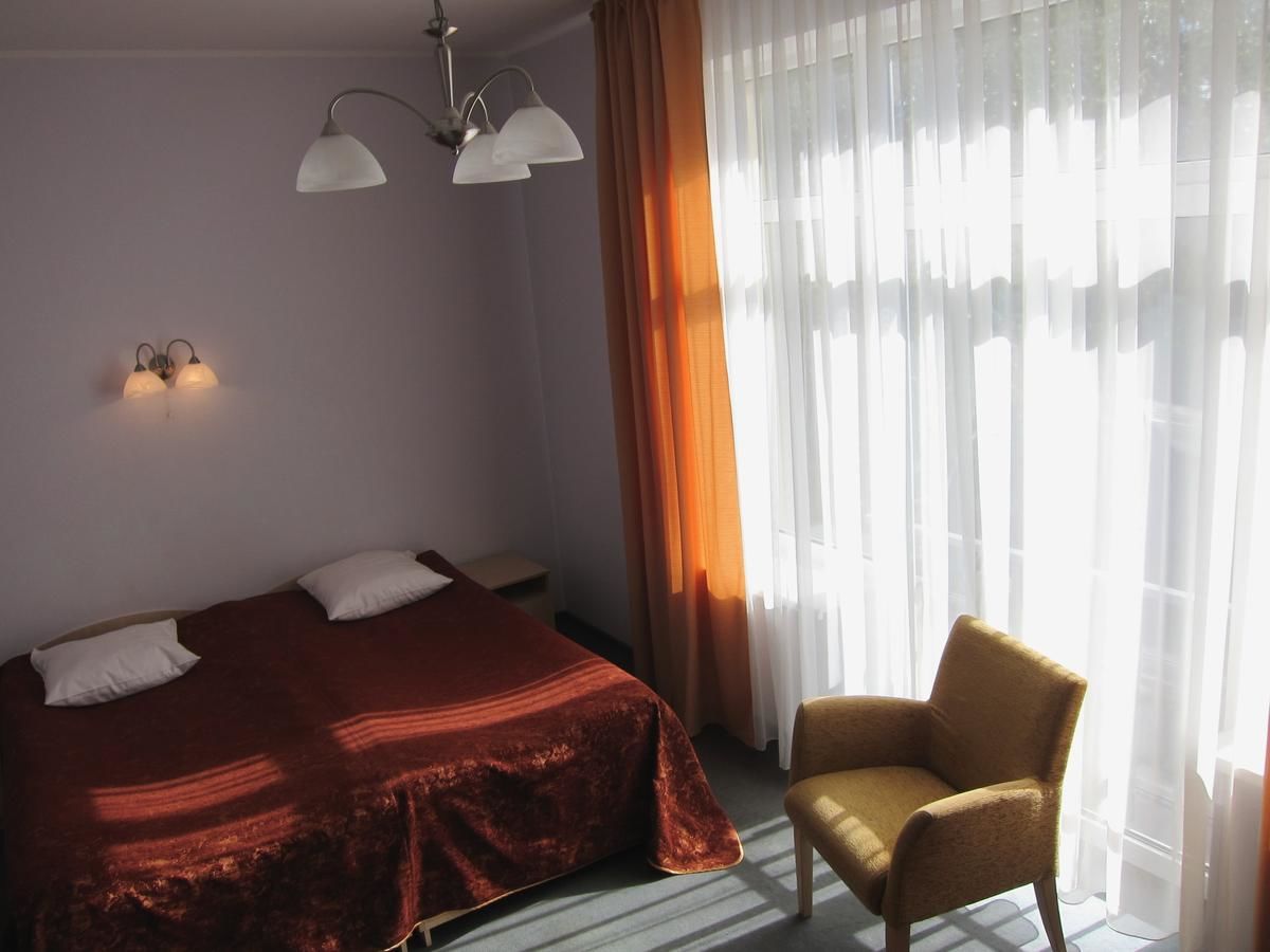 Отель Hotel Vilmaja Рига