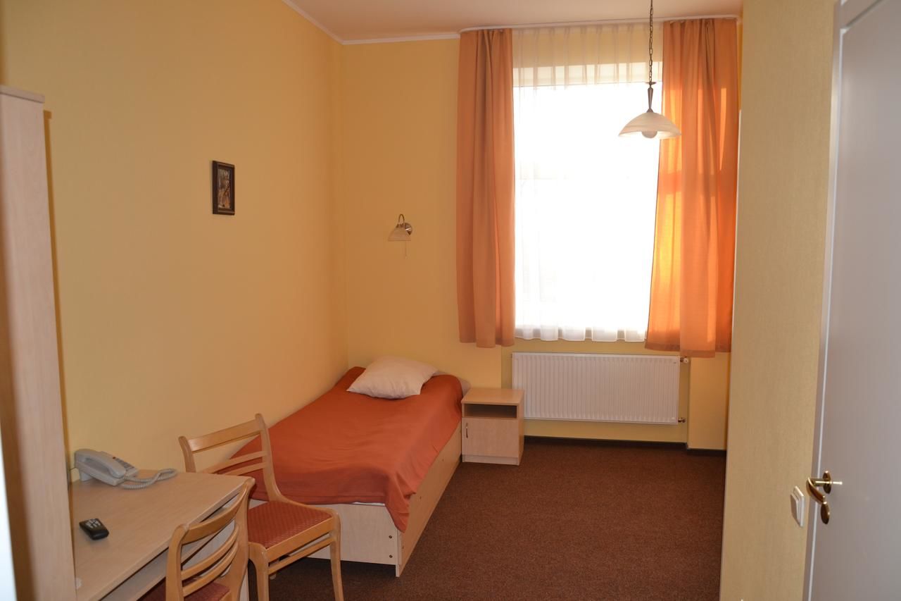 Отель Hotel Vilmaja Рига-20