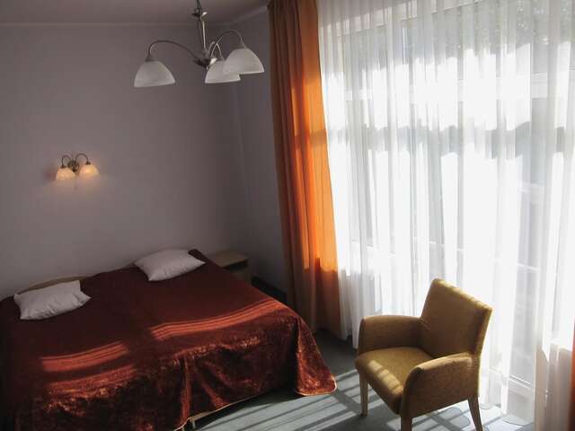 Отель Hotel Vilmaja Рига-15